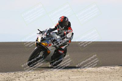 media/Nov-02-2025-Lets Ride (Sun) [[f7a3caa734]]/B Group/1120am (Turn 2 Inside)/